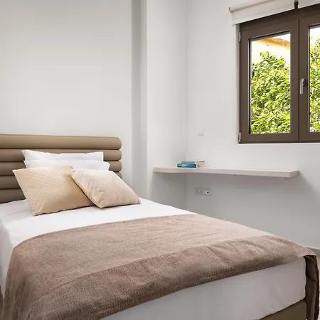 Onirico House 펜션 Rhodes City